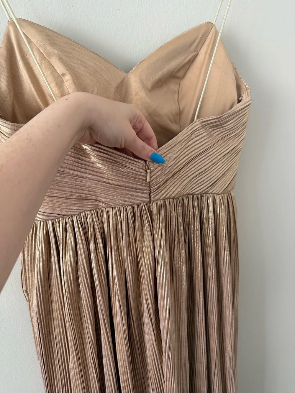 NWT - Ieena for Mac Duggal - Gold Metallic Ruched A Line Gown